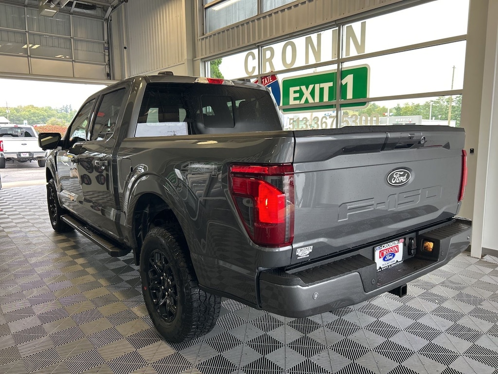 New 2025 Ford F-150 XLT TRUCK