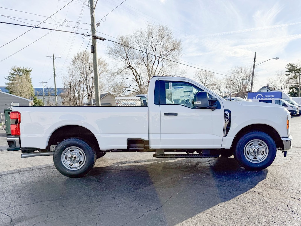New 2025 Ford Super Duty F-250 XL TRUCK
